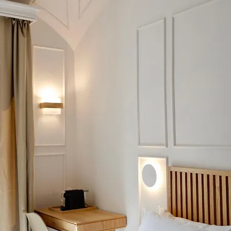 Guest house Domus Maxima - & 4*