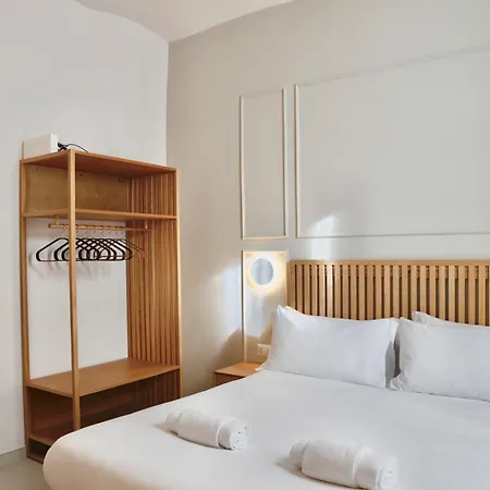 Domus Maxima - & 4* Rome