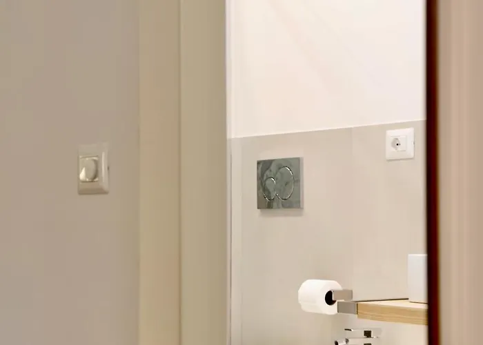 Domus Maxima - & Penzion Řím