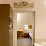 Domus Maxima - & 4*